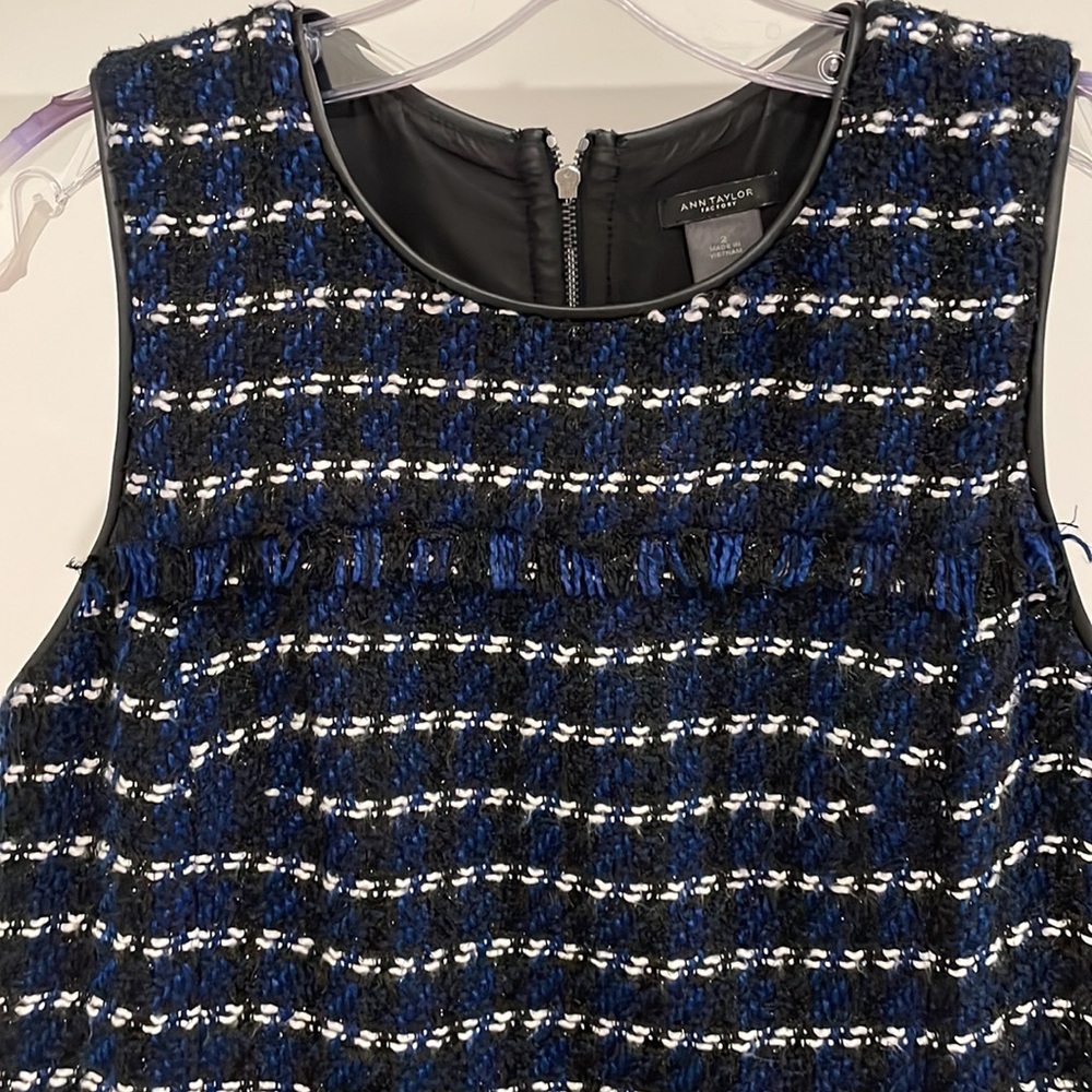 Ann Taylor Factory Size 2 Sleeveless Dress - Picture 2 of 7
